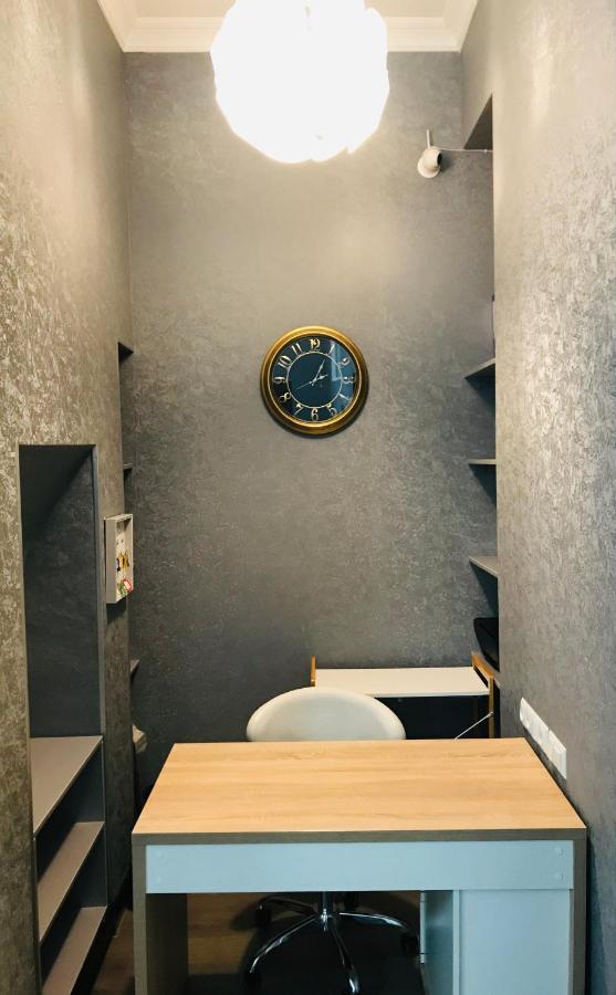 2nd Floor Тбилиси